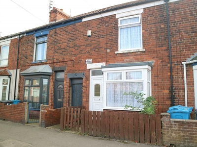 2 bedroom house for rent in Endymion Street, Hull, HU8