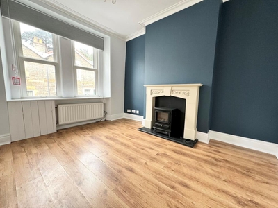 2 bedroom house for rent in Hungerford Road, BATH, BA1