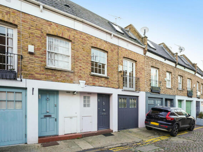 2 Bedroom Mews Property For Sale In London
