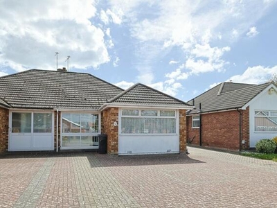 2 Bedroom Semi-detached Bungalow For Sale In Cheshunt, Waltham Cross