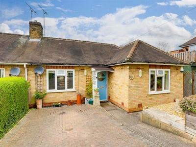 2 bedroom semi-detached bungalow for sale in Valley Road, Carlton, Nottinghamshire, NG4 1LS, NG4