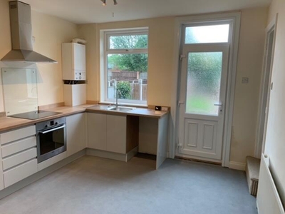 2 Bedroom Semi-detached House For Rent In Bawtry