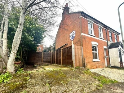 2 Bedroom Semi-detached House For Sale In Aldershot, Hampshire
