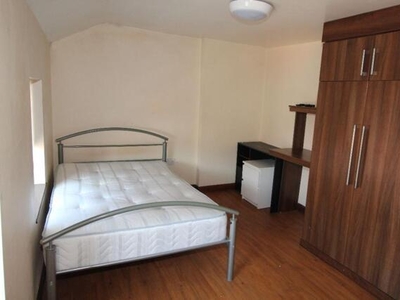 2 Bedroom Shared Living/roommate Preston Lancashire
