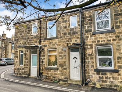 2 bedroom terraced house for rent in Crow Lane, Otley, West Yorkshire, LS21