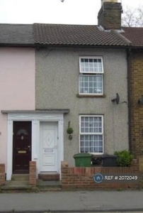 2 bedroom terraced house for rent in Lower Boxley Road, Maidstone, ME14