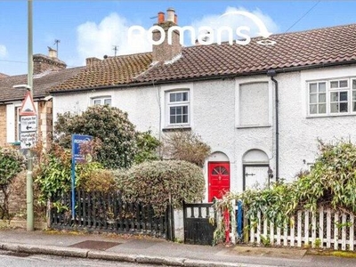 2 Bedroom Terraced House For Rent In Staines-upon-thames, Surrey