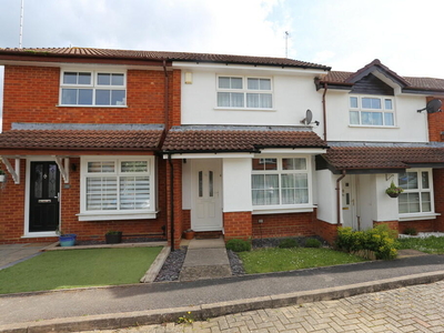 2 bedroom terraced house for sale in Harvard Close, Woodley, Reading, RG5
