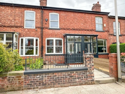 2 bedroom terraced house for sale in Hawthorn Road, Heaton Mersey, Stockport, SK4