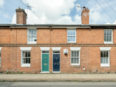 2 bedroom terraced house for sale in Upper Brook Street, Winchester, Hampshire, SO23