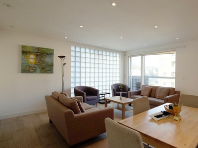 3 bedroom apartment for rent in Abbey Road, St John's Wood, NW8