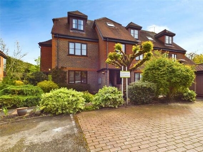 3 Bedroom Apartment For Sale In Pangbourne, Reading
