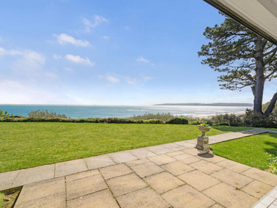 3 Bedroom Apartment For Sale In Poole, Dorset