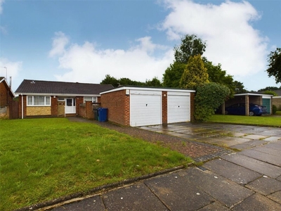 3 bedroom bungalow for sale in The Avenue, Bessacarr, Doncaster, DN4
