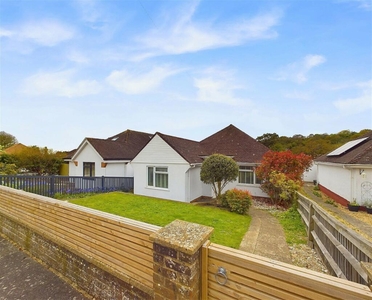 3 bedroom detached bungalow for sale in Aldwick Crescent, Findon Valley, Worthing BN14 0AR, BN14