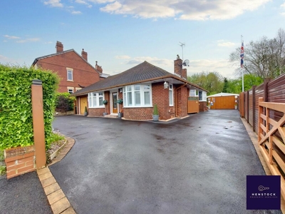 3 bedroom detached bungalow for sale in Rochdale Road, Blackley, Manchester, M9