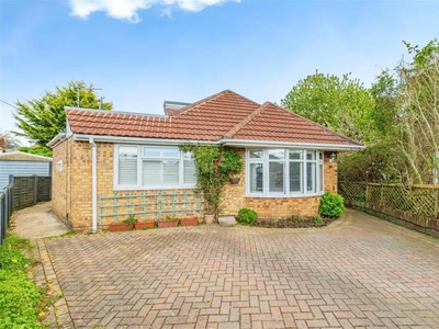 3 bedroom detached bungalow for sale in Swanmore Avenue, Sholing, Southampton, SO19