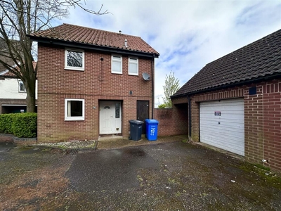 3 bedroom detached house for rent in Norwich, NR5
