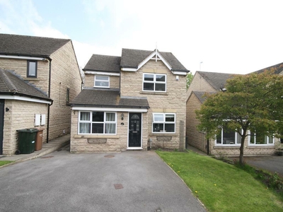 3 bedroom detached house for sale in Greencroft Close, Idle, Bradford, BD10