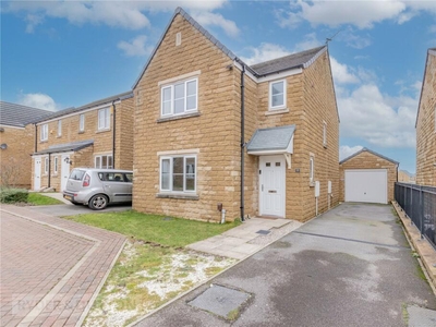 3 bedroom detached house for sale in Jericho Way, Lindley, Huddersfield, West Yorkshire, HD3
