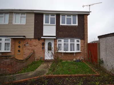 3 bedroom end of terrace house for rent in Noakes Avenue, Chelmsford, Essex, CM2