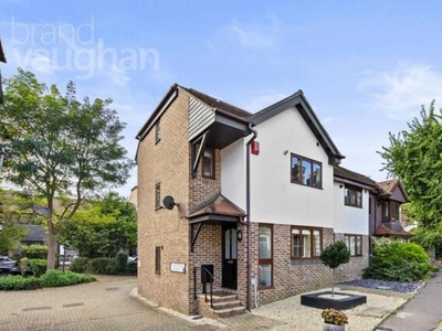 3 Bedroom End Of Terrace House For Sale In Brighton, East Sussex