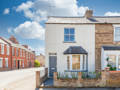 3 bedroom end of terrace house for sale in Charles Street East Oxford, OX4
