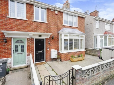 3 bedroom end of terrace house for sale in Rose Street - Rodbourne, Swindon, SN2