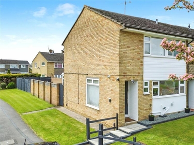 3 bedroom end of terrace house for sale in Shepley Drive, Reading, Berkshire, RG30