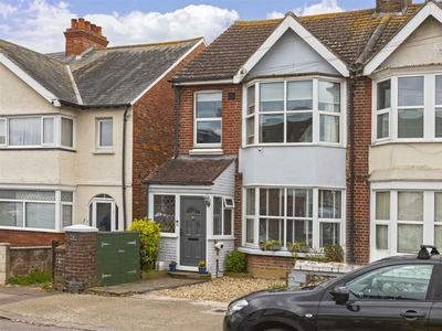 3 bedroom end of terrace house for sale in St. Thomas's Road, Worthing, BN14