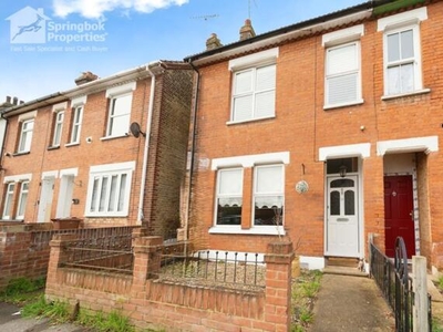 3 Bedroom End Of Terrace House For Sale In Stanford-le-hope, Thurrock