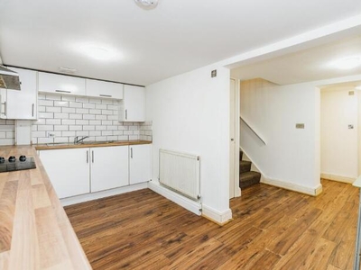 3 bedroom flat for rent in Balmoral Road, Gillingham, ME7