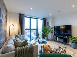 3 bedroom flat for rent in Flat 614, Swan Street House, 70 Swan Street, Manchester, Greater Manchester, M4