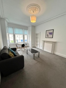 3 bedroom flat for rent in Hillside Street, Hillside, Edinburgh, EH7