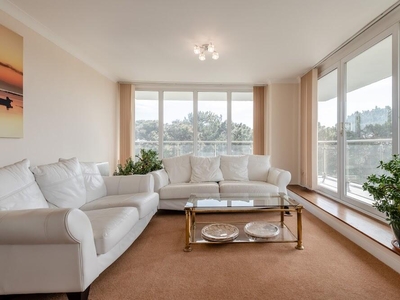 3 bedroom flat for sale in Admirals Walk, West Cliff Road, Bournemouth, BH2
