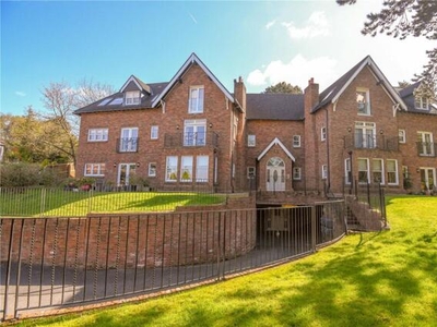 3 Bedroom Flat For Sale In Heswall