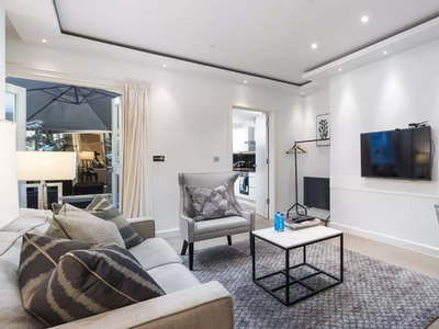 3 bedroom flat to rent London, W8 5DB