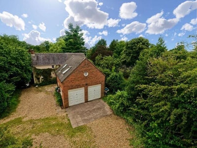 3 Bedroom House Stone Staffordshire