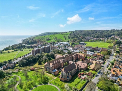 3 bedroom penthouse for sale in King Edwards Parade, Meads, Eastbourne, BN20