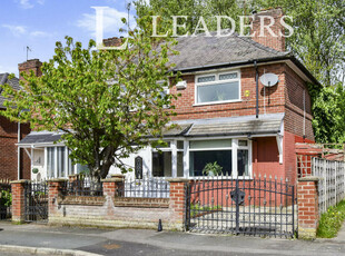 3 bedroom semi-detached house for rent in Himley Road, Manchester, M11