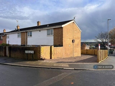 3 Bedroom Semi-detached House For Rent In Stoke-on-trent