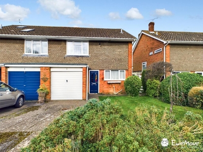3 bedroom semi-detached house for sale in 5 Southwick Close, Winchester, SO22