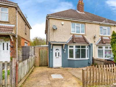 3 bedroom semi-detached house for sale in Bluebell Road, Bassett Green, Southampton, Hampshire, SO16