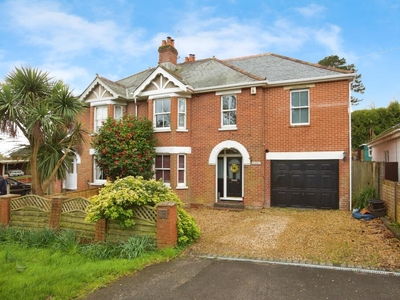 3 bedroom semi-detached house for sale in Bridge Road, Bursledon, Southampton, Hampshire, SO31