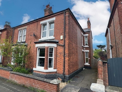 3 bedroom semi-detached house for sale in Bromley Street, Derby, DE22