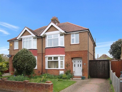 3 bedroom semi-detached house for sale in Broomfield Avenue, Worthing BN14 7SE, BN14