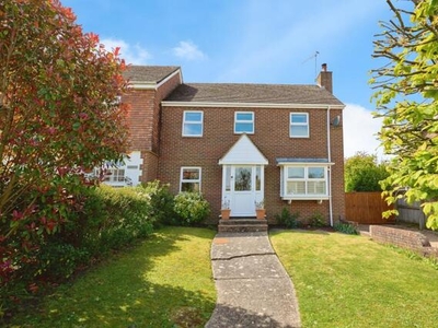 3 Bedroom Semi-detached House For Sale In Cowes, Isle Of Wight
