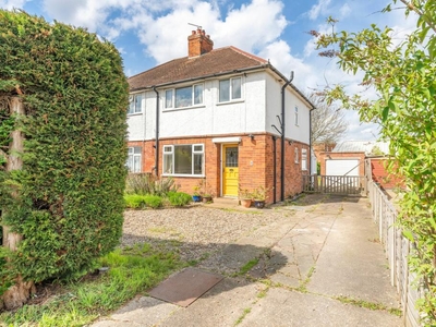 3 bedroom semi-detached house for sale in Curtis Road, Norwich, NR6