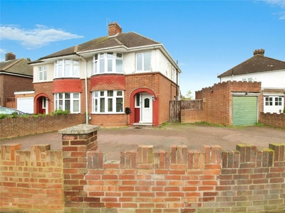 3 bedroom semi-detached house for sale in Honey Hill Road, Bedford, Bedfordshire, MK40