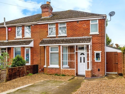 3 bedroom semi-detached house for sale in King Edward Avenue, Southampton, SO16
